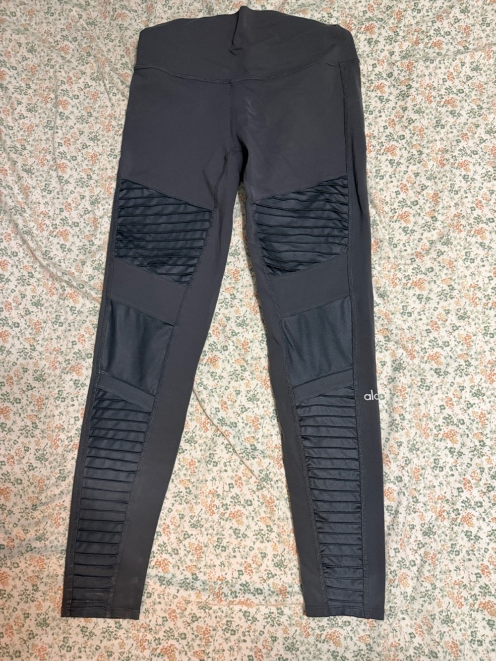 ALO Yoga Black Ribbed Panel Leggings
